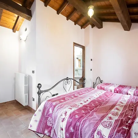 Holiday home Farmhouse In Il Vecchio Forno Umbro Citta Di Castello San Secondo
